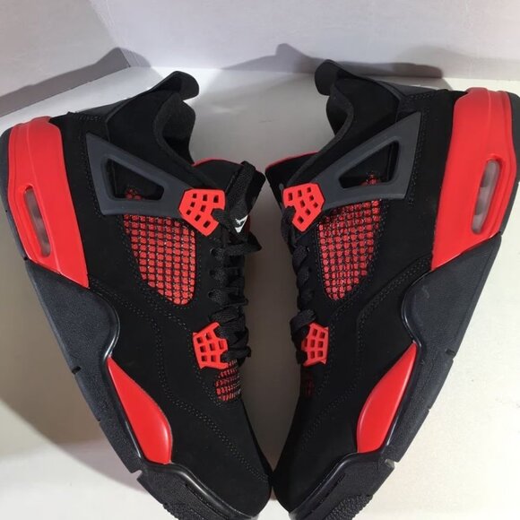 Air Jordan 4 Retro \